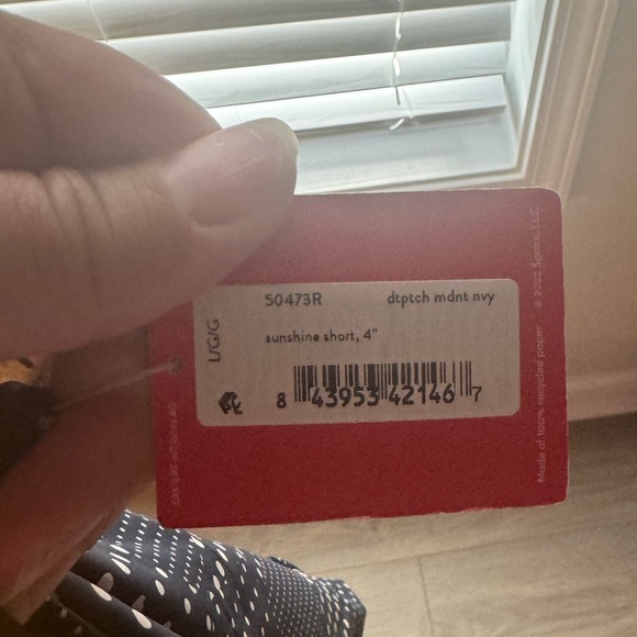 Spanx NWT shorts UPF50+ - Picture 5 of 5